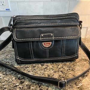 B.O.C black shoulder/cross body bag